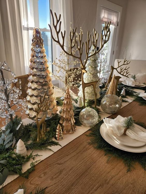 golden christmas centerpiece