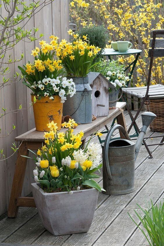 10 Beautiful Ideas for Spring Flower Pots